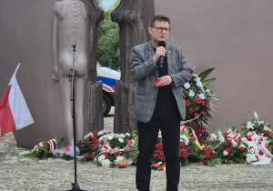 Uroczystosc_pomnik_2_06_2025