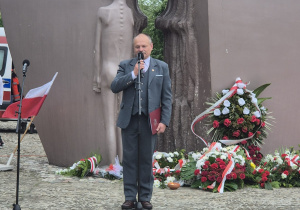 Uroczystosc_pomnik_2_06_2025